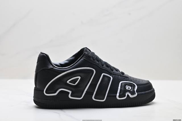 公司级Nike Air Force 1‘07 原楦头原纸板 打造纯正低帮空军版型 专注外贸渠道 全掌内置蜂窝气垫 原盒配件 原厂中底钢印、拉帮完美 货号:Hj8