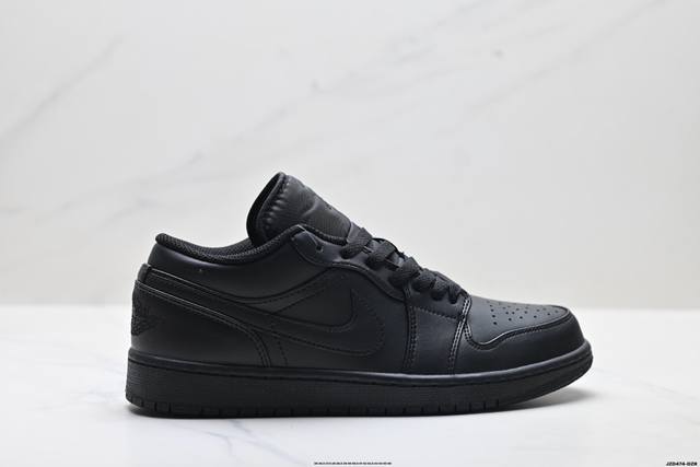 公司级Nike Air Jordan 1 Low Aj1乔1低帮休闲板鞋 同步官方配色 头层皮打造 正确满胶鞋垫 四线拉帮 原厂织唛标 鞋舌高弹海绵填充 官方货