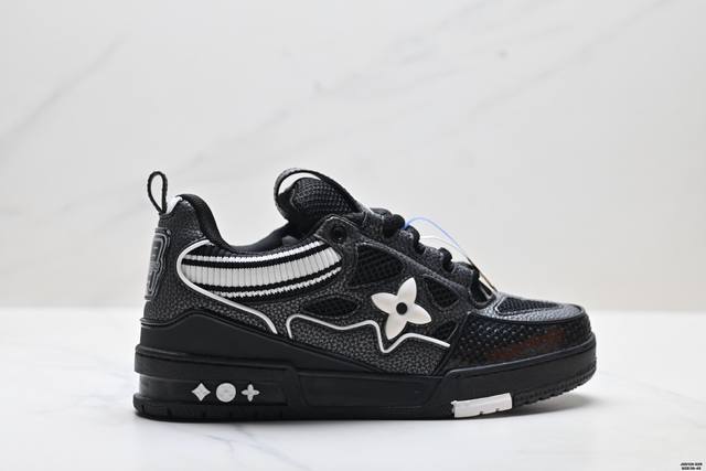 真标Louis Vuitton Trainer Sneaker Low 全新 Lv 路易威登 休闲运动文化百搭板鞋 尺码:39-45 Id:Jgd129-Dzr