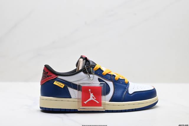 公司级Nike Air Jordan 1 Retro Low Og 耐克 Aj1乔1低帮休闲板鞋 官方货号:Bv1301-146 尺码:36 36.5 37.5
