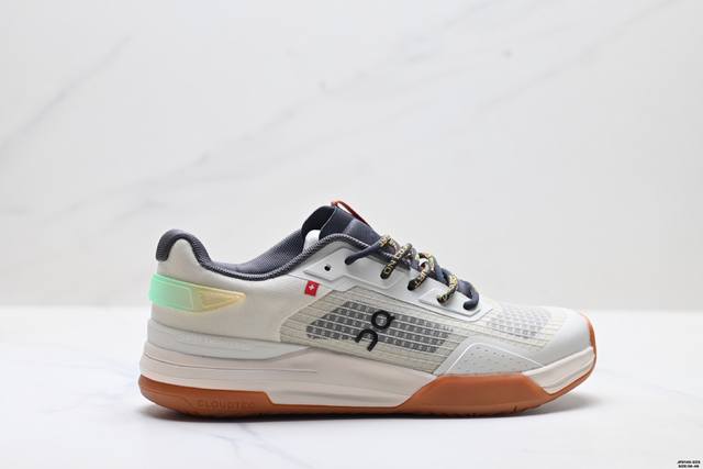 公司级On Running女士Roger Adv Z5 运动鞋Farfetch发发奇 鞋底：橡胶 讨里：织布 表面：聚氨酯纤维,尼龙 尺码:36-46 Ld:J