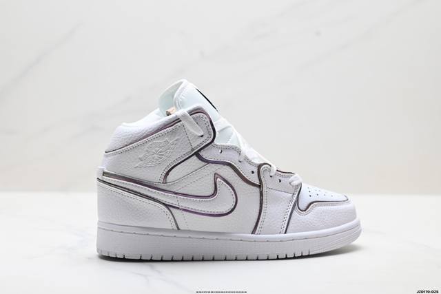 真标Nike Air Jordan 1 Retro Mid Aj1乔丹一代中帮经典复古文化休闲运动篮球鞋 货号:Ck6587-100 尺码:36 36.5 37
