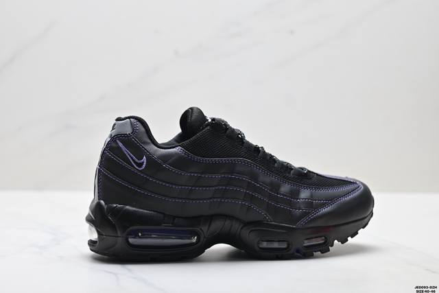 真标Nike Air Max 95 Tt 耐克 气垫复古慢跑百搭鞋休闲运动鞋 这双鞋采用前脚掌开窗式气垫 这种设计在当时是前所未有的 鞋带孔的设计灵感来自人体肋