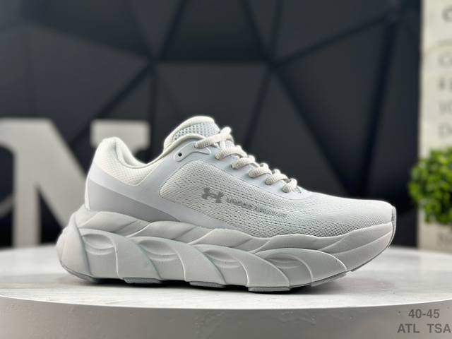 安德玛 Uahcvr Cgreactor Ct 韧系列 安德玛 舒适百搭时尚耐磨 低帮跑步鞋 高响应性的Eva和聚烯烃合成材料 可提供回弹并吸收冲击力 抓地平稳