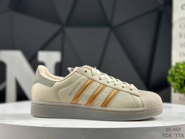 阿迪达斯 Adidas Superstar 贝壳头经典百搭休闲板鞋 货号：Jr7355 尺码：如图所示 Tck Tta