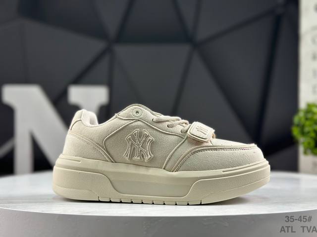 Ny美国榄球洋基队 X Mlb Chunky Runner Basic 厚底老爹厚底休闲运动慢跑鞋 采用优质轻量克重纤维移膜皮革及透气网面鞋面材质 全新独立开发