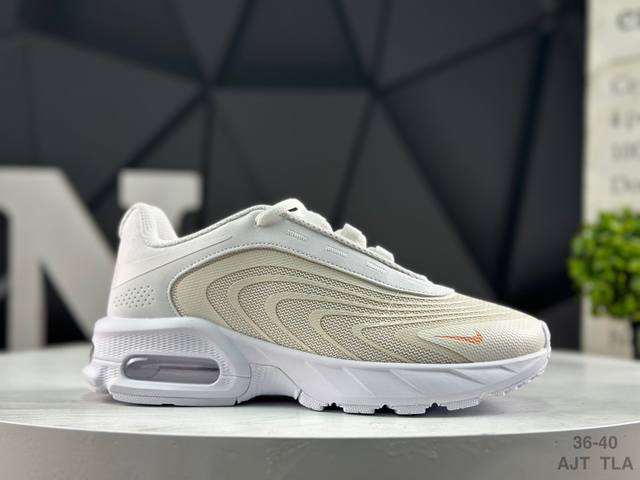 耐克 Nike Air Max Fire 舒适百搭 复古小气垫 运动鞋 整体发泡中底 拼接橡胶耐磨大底 官方货号: If2620 102 尺码: 如图所示 Aj