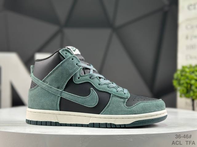 头层带半码 耐克 Nike Sb Dunk Low Pro 扣篮系列复古高帮休闲运动滑板板鞋 货号：Cq7679 002 码数：36 36.5 37.5 38