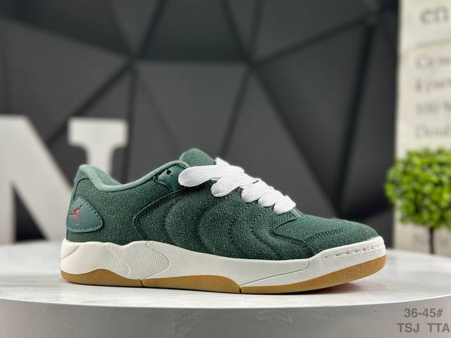 耐克 Nike Air Jordan Session 耐克 舒适百搭 防滑耐磨 低帮 板鞋 延续90年代滑板鞋的面包轮廓造型 采用全皮质鞋身内衬加厚设计 后跟点
