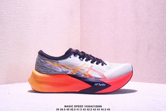 公司级Asics 亚瑟士Magic Speed 4稳定跑鞋鞋面 采用双层提花网面设计 提高包裹性和透气性 后跟搭载稳定系统科技T-Gel提升整体支撑力和结构感