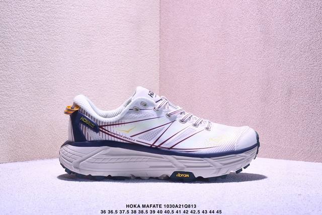 公司级Hoka Mafate Speed 2玛法特 超轻厚底轻量山地跑步鞋 滚动平衡科技和适度的脚后跟倾斜角度 可平稳步伐体验和柔软的脚感 鞋面采用了皮革相拼