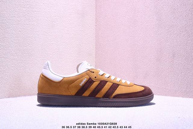 Ad Original Samba Og 复古经典轻便板鞋 H 这款桑巴鞋展示了高质量的工艺 带有装饰的超锁缝制和无缝的手感 柔软、柔软的皮革造型和标志性的3条