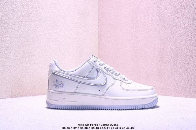 耐克Nike Air Force 1 Low 空军一号低帮百搭休闲运动板鞋。柔软、弹性十足的缓震性能和出色的中底设计，横跨复古与现代的外型结合，造就出风靡全球三