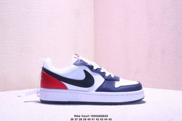 Nike Court Borough Low 低帮百搭透气休闲运动板鞋男女鞋 经典耐用的设计，兼顾舒适脚感和出众风范，演绎匠心之作。结构性的支撑贴合感结合复古篮