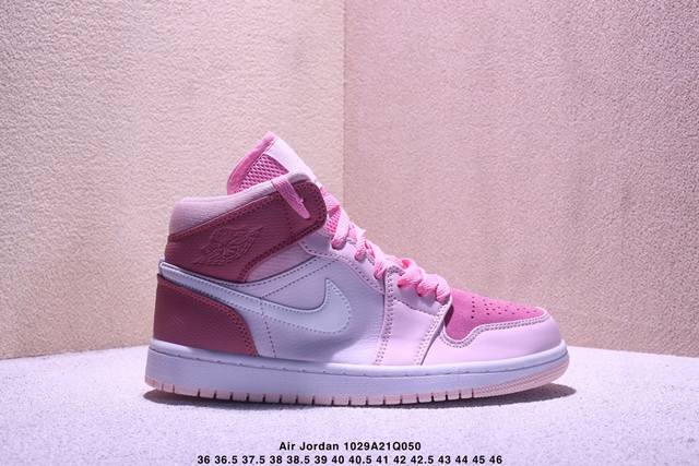 Air Jordan 1 Low Aj1乔1中高帮休闲板鞋 同步官方配色市场唯一独家头层皮打造 原鞋原档案开发 原厂皮料 原档冲孔鞋头 正确满胶鞋垫 四线拉帮