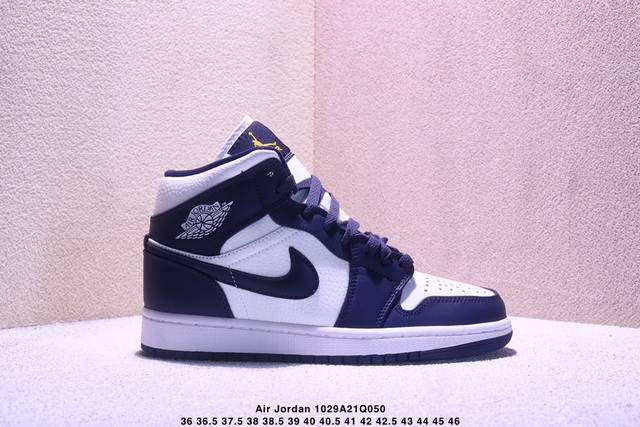 Air Jordan 1 Low Aj1乔1中高帮休闲板鞋 同步官方配色市场唯一独家头层皮打造 原鞋原档案开发 原厂皮料 原档冲孔鞋头 正确满胶鞋垫 四线拉帮