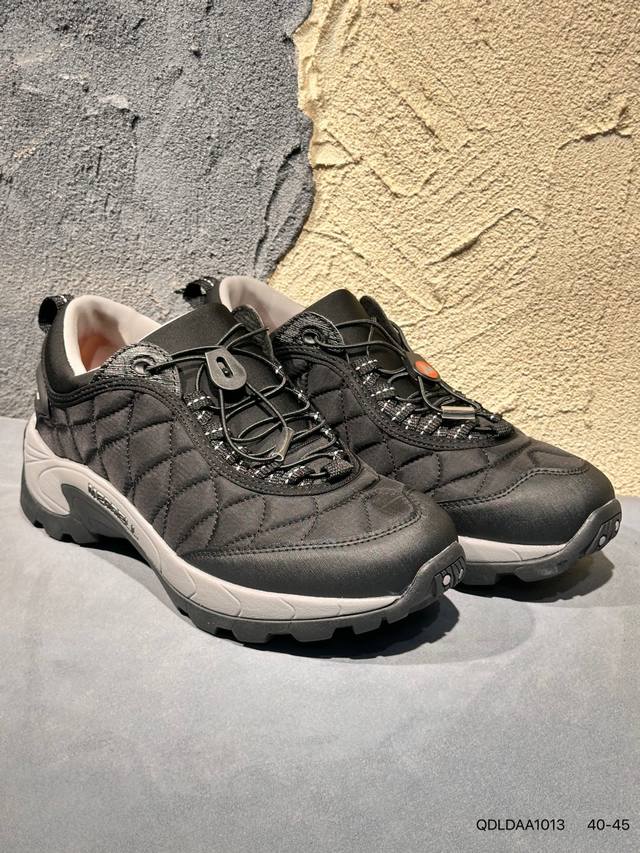 新品上市实拍 Merrell 迈乐 运动登山鞋 徒步防滑耐磨户外鞋 小红书爆款 新款百搭休闲鞋 鞋面走线工整 清晰质感 原单品质 高端时尚 Merrel 是来自