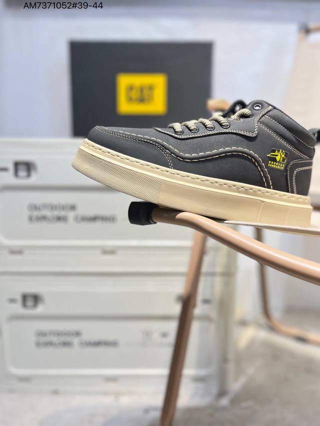 Cat 卡特 硬汉推土机品牌 系列工装休闲鞋 天猫同款 全新出炉 工艺品质 专为高端海淘代购客户准备 鞋面采用头层磨砂牛皮 此款每年销量爆炸Pwc44100 A