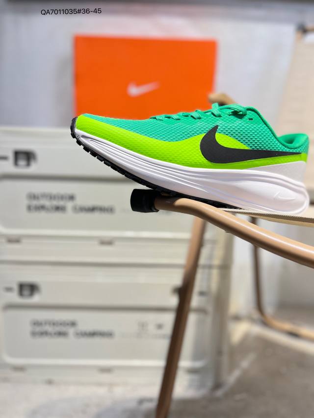 Nk Revolution 8 伦敦8代 超轻网面跑步鞋 兼顾迅疾外观和稳固脚感后跟覆面和中足动态支撑巧妙融合 缔造稳定顺畅的迈步体验 货号：Hj9198 Qa