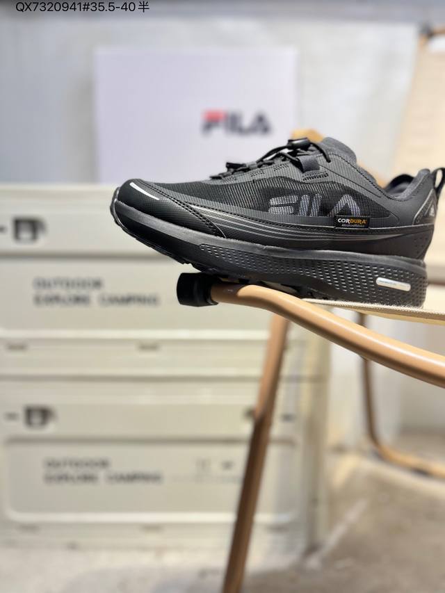 Fila Fusion 斐乐 潮牌低帮运动休闲鞋 Filafusion主要以时尚运动文化 跨界联名为主 结合当下广受欢迎的滑板街篮 棒球、骑行等时尚运动 运用拼