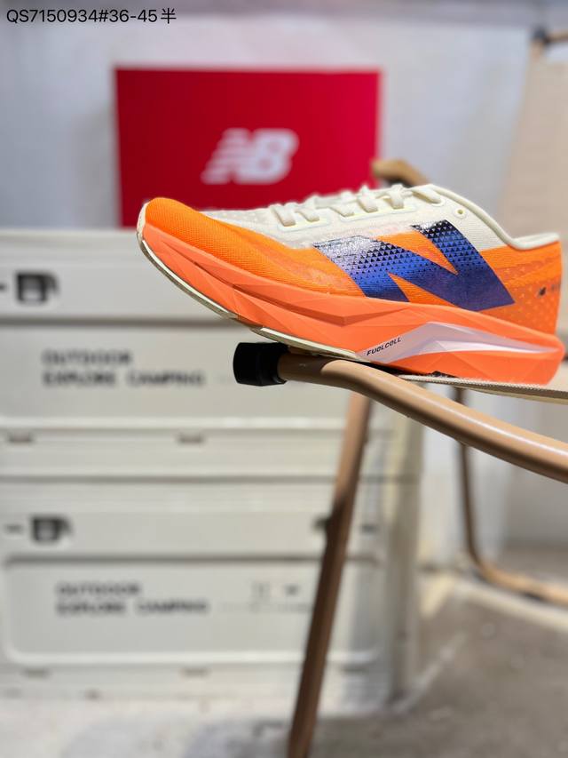 原楦原纸版开发版型#采用超轻透气3D针织网纱线材料结构鞋面及打印Logo细节#中底嵌入Fuelcell轻量化技术组合全掌纤维塑料Tpu板Nb新百伦New Bal