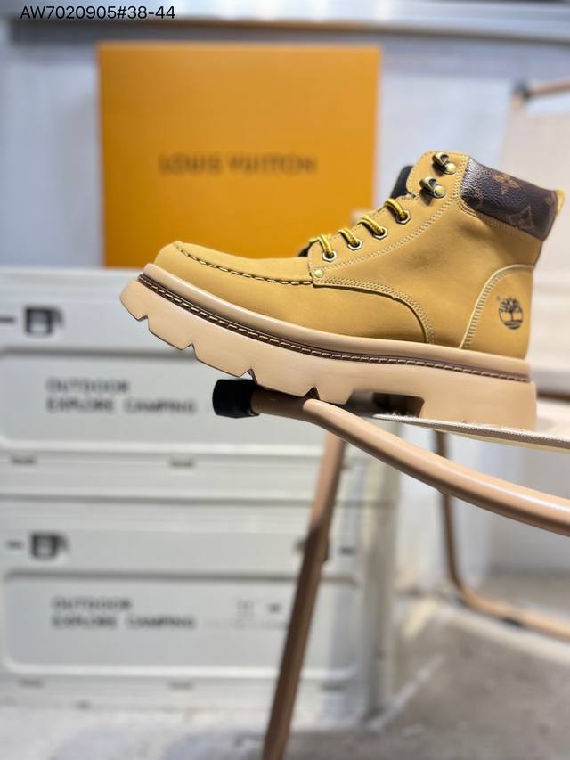 Timberland添柏岚 天伯伦 户外低帮休闲大黄靴系列 #广东大厂品质 冬季防寒户外专用 日常随意搭配 原盒原包装 #24Ss新款 时尚潮流搭配 面料采用意