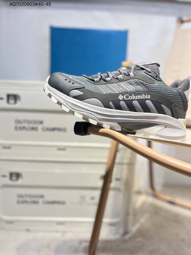 Columbia哥伦比亚男士户外运动登山徒步鞋 全系列延续上一季Facet 山棱线工业设计设计，鞋面采用Outdry立体轻盈防水科技鞋面，保持优越防水性能，透气