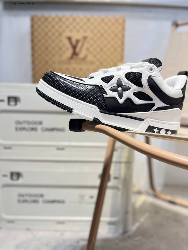 路易威登 Louis Vuitton Lv路易威登板鞋 新款 Lv Trainer最新配色运动鞋 L家 篮球鞋风格运动鞋 该鞋由艺术总监 Virgil Ablo