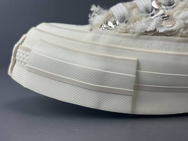 吴建豪系列 Xvessel 原版一比一开发 长毛绒亮片 低帮 帆布鞋 白金 男女同款 尺码35-45