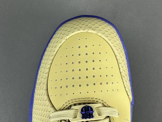 渠道优势 ！ S2版 科比4 Nike Zoom Kobe 4 Protro Fc 舒适时尚 防滑耐磨 低帮 篮球鞋 男女同款 金黑紫 尺码40-48.5 货号