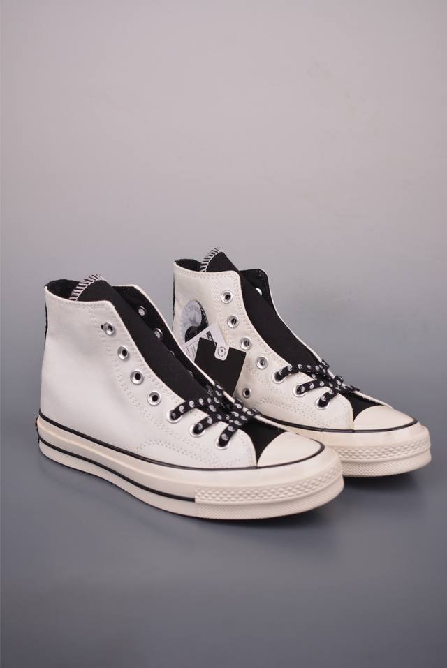 Converse Chuck 1970S 太极白黑 中国元素阴阳太极系列 重磅回归 鞋款以当下最火的1970S为基础 鞋身采用阴阳拼色设计 鞋底半月黑白构造阴阳