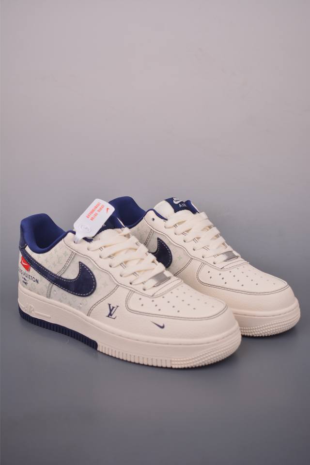 Nike Air Force 1 Low Lv联名 原楦头原纸板 打造纯正空军版型 专注外贸渠道 全掌内置蜂窝气垫 原盒配件 原厂中底钢印、拉帮完美 官方货号: