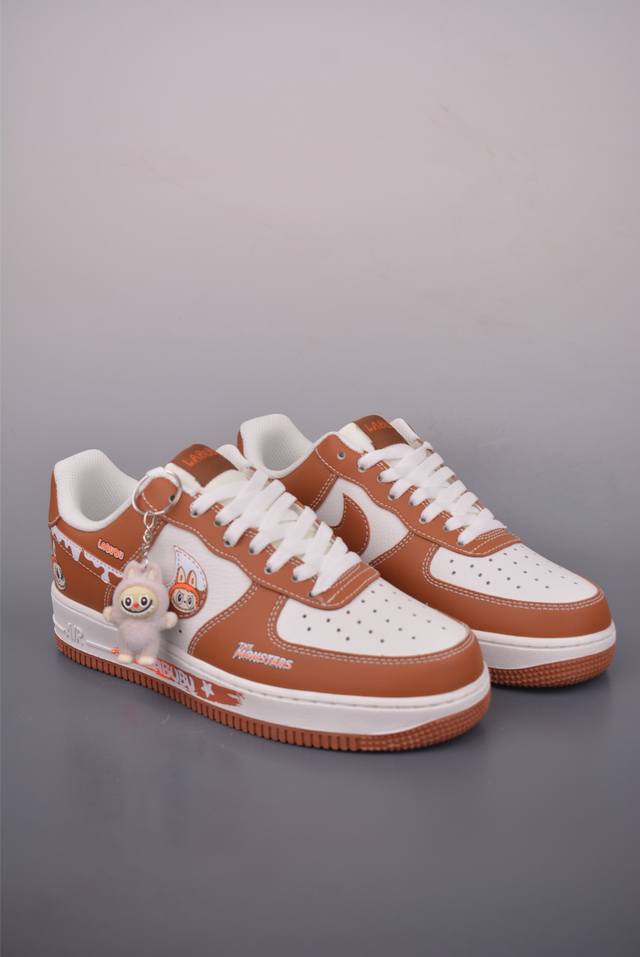 Nike Air Force 1 Low Labubu联名 原楦头原纸板 打造纯正空军版型 专注外贸渠道 全掌内置蜂窝气垫 原盒配件 原厂中底钢印、拉帮完美 官