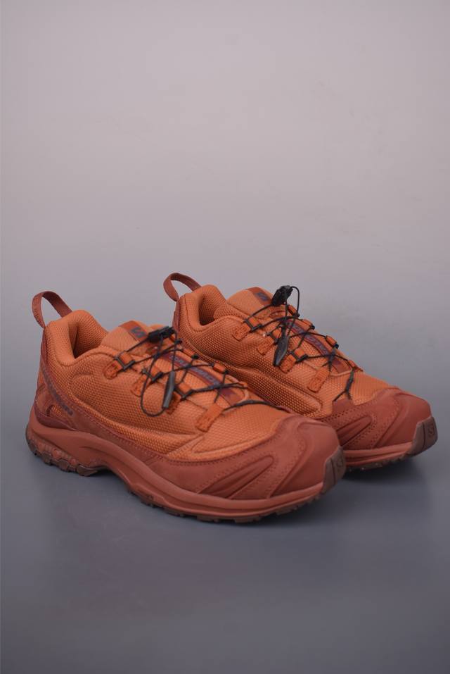 法国户外品牌-萨洛蒙 Salomon Xa Pro 3D Jeong Li 探索者系列 纯原版本 潮流越野机能户外休闲运动跑步鞋 采用透气网布与防护皮革组合鞋面