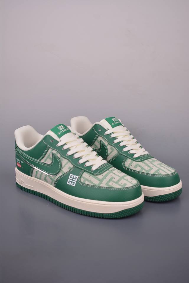 Nike Air Force 1 Low 纪梵希联名 原楦头原纸板 打造纯正空军版型 专注外贸渠道 全掌内置蜂窝气垫 原盒配件 原厂中底钢印、拉帮完美 官方货号