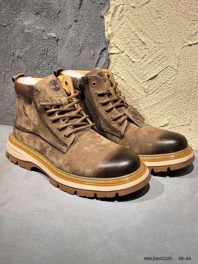 新品上市实拍 Timberland添柏岚 天伯伦休闲户外网布系列 广东大厂品质 原盒原包装 面料采用意大利顶级磨砂细纹牛皮 鞋底采用柔软橡胶大底 脚感一流 搭配