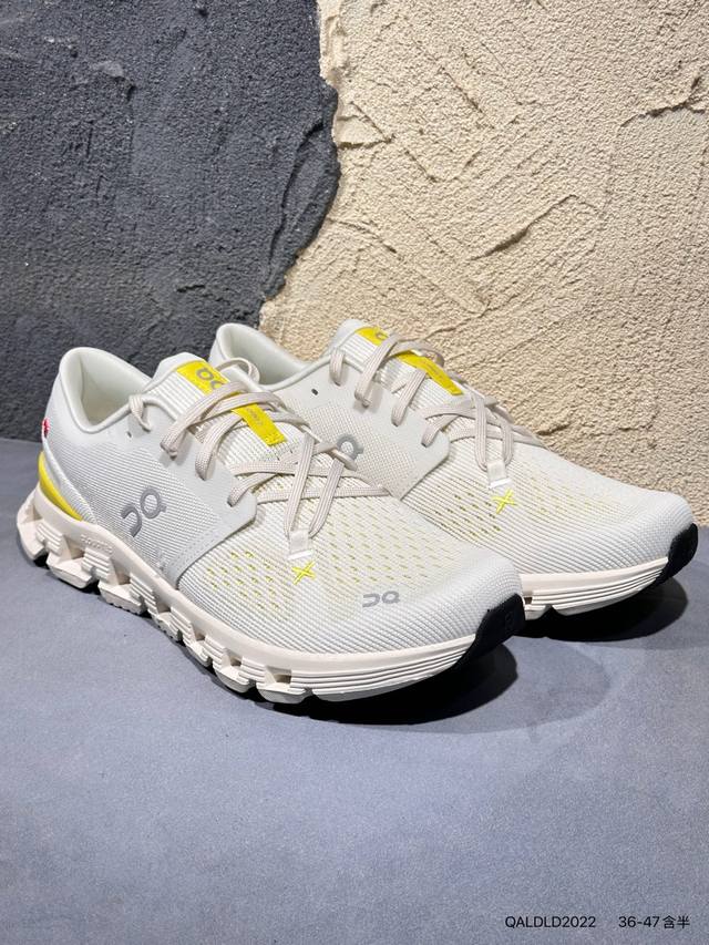 新品上市实拍 On Cloudmonster 昂跑 新兴品牌轻便低帮跑步鞋 首发实拍 鞋款以网球为灵感的运动休闲鞋，大胆的复古外观与革新科技融合，助力运动生活的