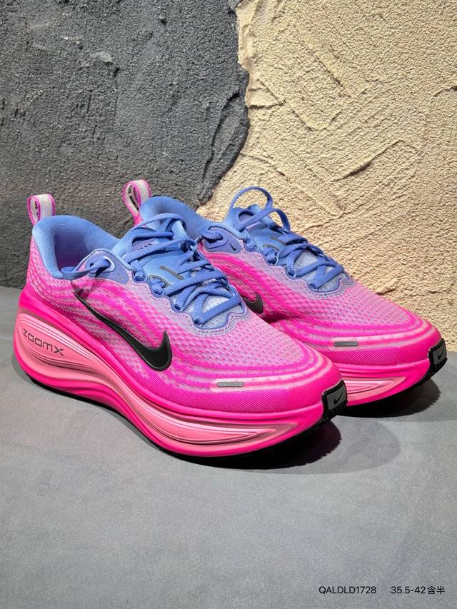 新品上市实拍 Nike Vomero Plus轻盈跑鞋 公司级顶级版本 Nike Vomero 18 舒适百搭防滑耐磨 低帮 休闲跑步鞋男女同款 货号：Hv81