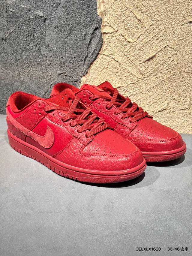 新品上市实拍 耐克 Nike Wmns Sb Dunk Lowlight Bone 低帮休闲运动滑板板鞋 货号：Hv4388-001 码数：36 36.5 37