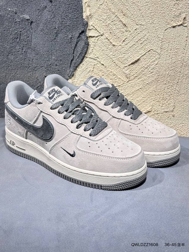 新品上市实拍 3M反光效果预览 Nike Air Force 1 '07 Low 麂皮深蓝卫冕冠军 小勾满天星空军一号中帮运动休闲板鞋 3M反光进口麂皮 原装鞋