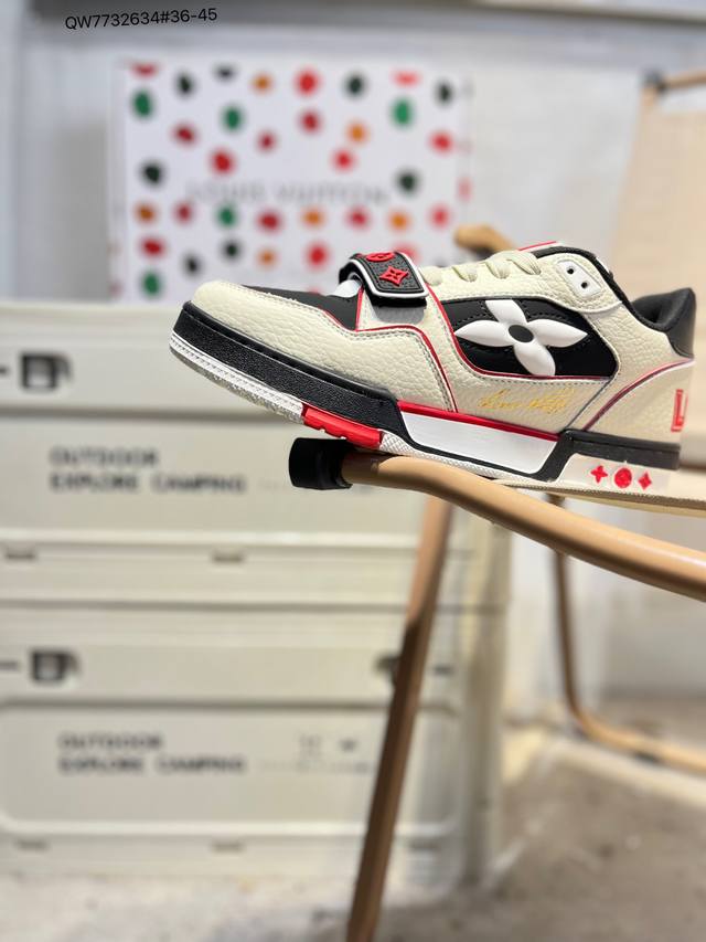 路易威登 Louis Vuitton Lv路易威登板鞋 新款 Lv Trainer最新配色运动鞋 L家 篮球鞋风格运动鞋 该鞋由艺术总监 Virgil Ablo