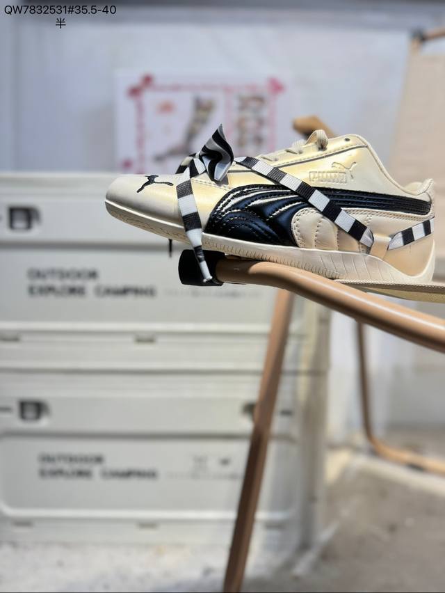 Rose X Puma彪马 Speedcat 系列 联名款 赛车 德训双鞋带 绑带休闲运动低帮板鞋 以趣味十足又前卫复古的设计引领潮流 将赛道精神融入街头时尚