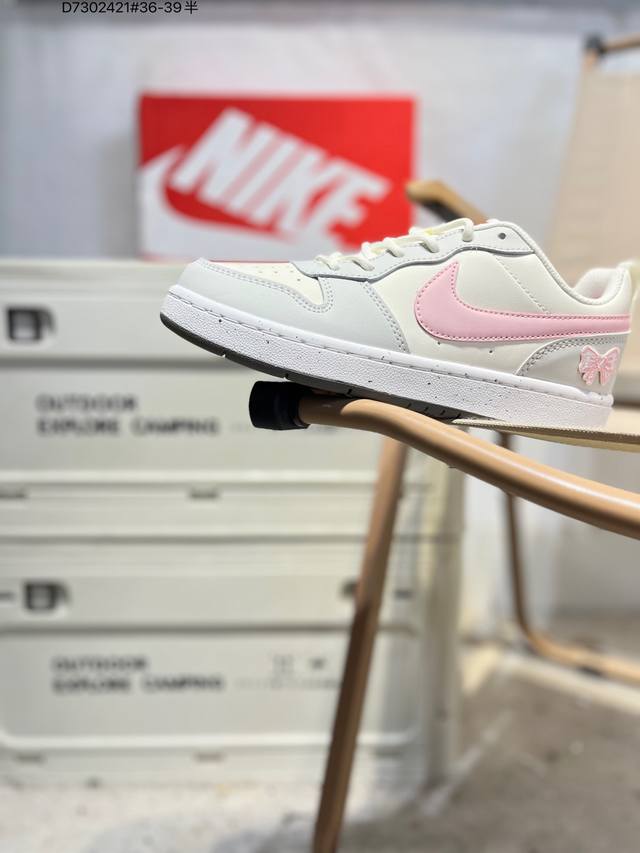 Nk Court Borough 小空军百搭透气休闲运动板鞋 经典耐用的设计 兼顾舒适脚感和出众风范 演绎匠心之作 结构性的支撑贴合感结合复古篮球设计 塑就场外