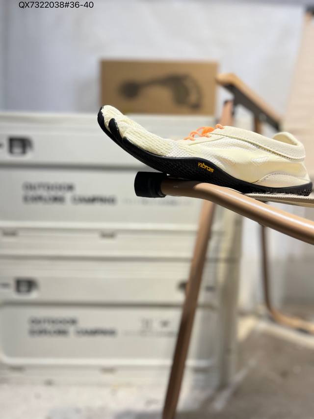 Vibram五指鞋2025新款户外徒步登山鞋越野男赤足运动鞋 Breezandal采用五指设计，每个脚趾都有独立的分隔，模仿赤足的感觉，提供更自然的运动体验。这