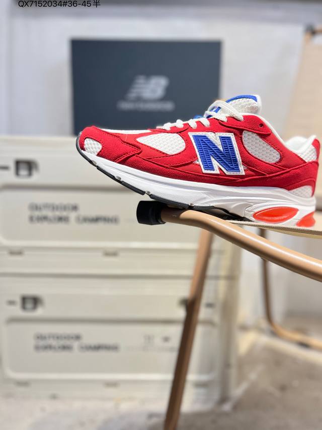 New Balance 2010系列复古老爹风休闲鞋 #采用轻质牛剖革拼接透气网眼衬垫织物鞋面材质 T-Beam大底提供足步弓支撑，保持步态稳定 后跟搭载外露缓