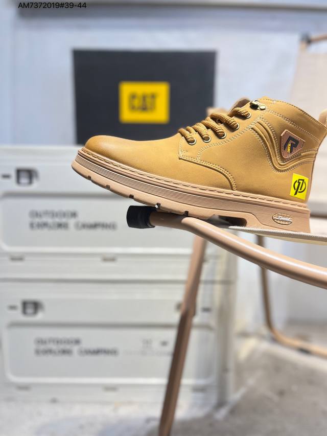 Fendi 芬迪 板鞋 休闲鞋 独家官网一比一开模 渠道原装订单 釆用精选舒适面料 鞋面走线工整 清晰质感 高端时尚 简约大气Pwc44100 Am737 #3