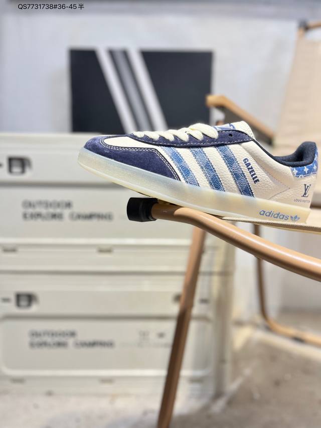 内嵌环保海玻璃鞋垫#外置防滑耐磨Rb橡胶大底复古设计与现代简约的融合，再度携手洛杉矶时尚生活品牌 Sporty & Rich X Adidas Original