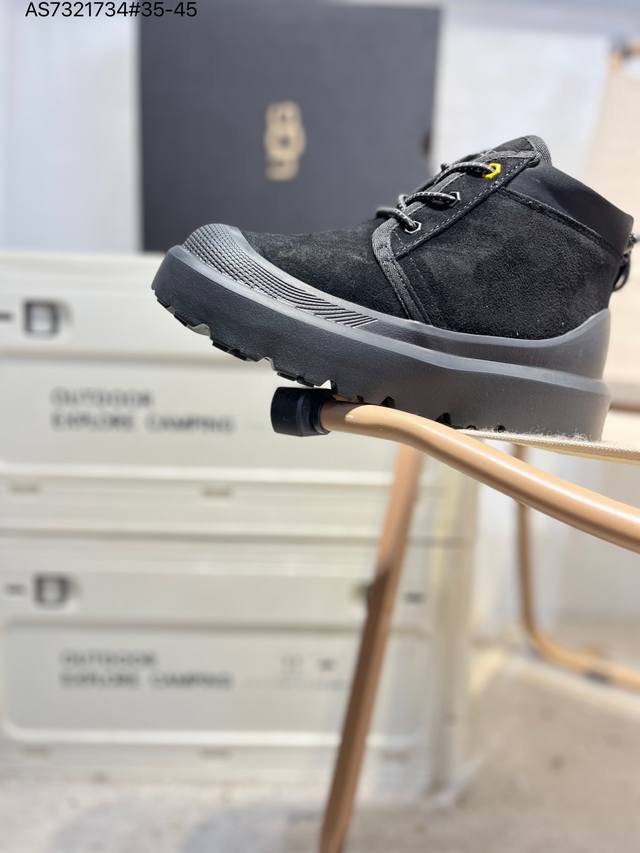 Ugg 百搭单品 秋冬新品,机能撞色王一博代言热门大爆款！ 半包头套脚进口隆丰一级羊皮毛一体 代购专供品质 高弹Modern中底 外置防滑大底 套脚抽绳设计 穿