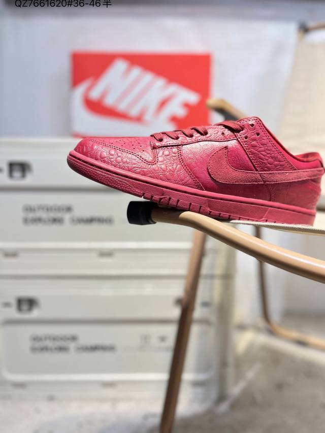 耐克Nike Dunk Low 板鞋Sb系列经典百搭休闲运动板鞋加厚鞋舌的填充，使舒适性大大提升，同时也更方便穿脱中底部分则加入了脚感柔软舒适Zoomair气垫