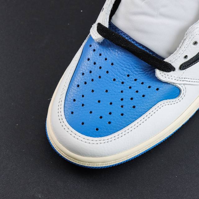 渠道优势 ！ Ljr纯原 Aj1 Travis Scott X Jordan Air Jordan 1闪电倒钩高帮 Ljr版本纯原生产线出品 原档高精度后跟鬼脸